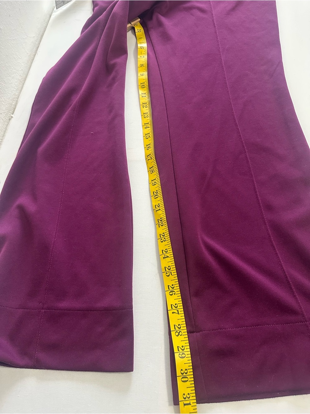 Nike Plus-Size Wide-Leg Sweatpants in Plum - Picture 4 of 9
